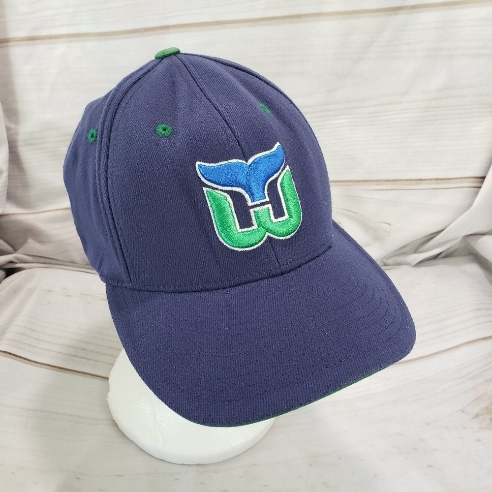 Vintage Old Time Hockey Hartford Whalers Flex Fit Baseball Hat Blue Green NHL